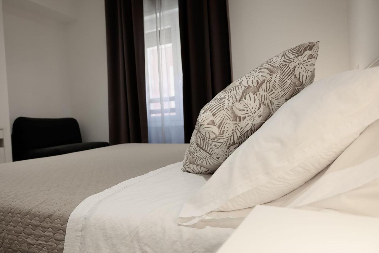 Central Guest House Civitavecchia Exterior photo